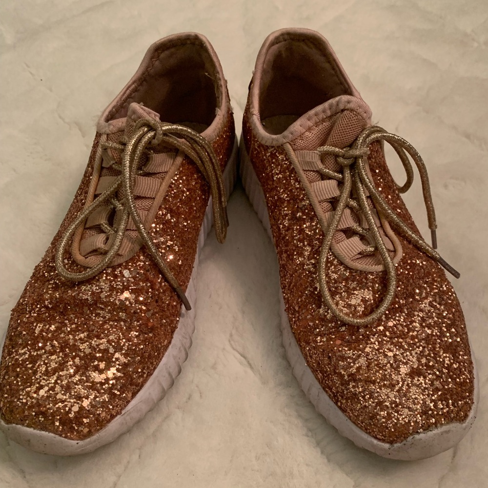 Sparky Tennis Shoes